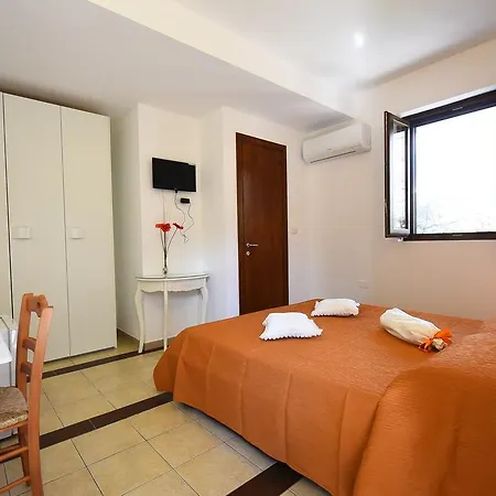Via Imperia Guest house